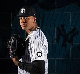 YANKEE STORY: LUIS GIL’S ROLLERCOASTER ROOKIE SEASON: FROM ACE TO UNCERTAINTY
