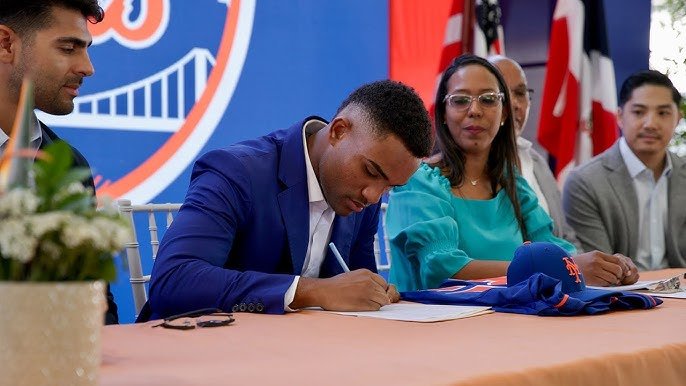 Elian Peña, quien cumplió 17 años en octubre, acordó el miércoles un bono de 5 millones de dólares con los New York Mets